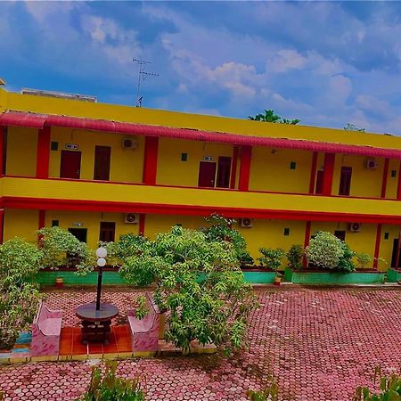 Hotel Rembulan Tebing Tinggi Luaran gambar
