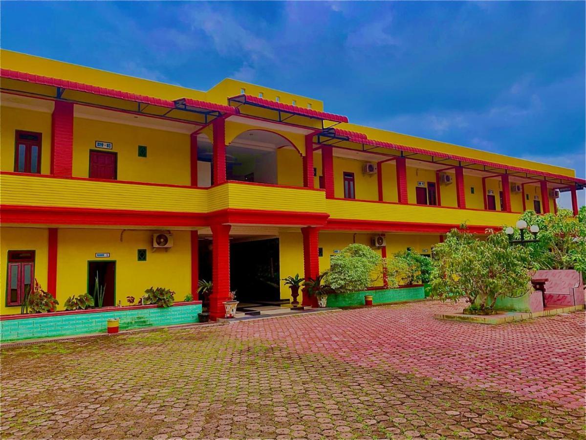 Hotel Rembulan Tebing Tinggi Luaran gambar